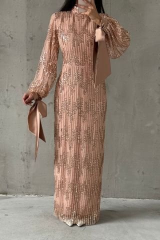 Işıltılı Özel İşlemeli Tesettür Abiye Pudra