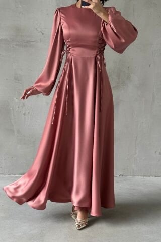 Belden Bağlamalı Balon Kol Saten Tesettür Abiye Pudra