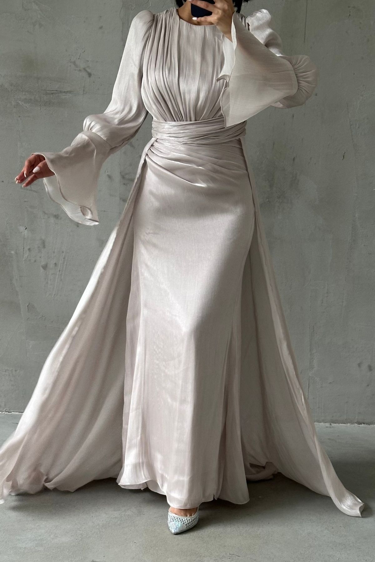 Drape Ve Pelerin Detaylı Janjan Tesettür Abiye Taş