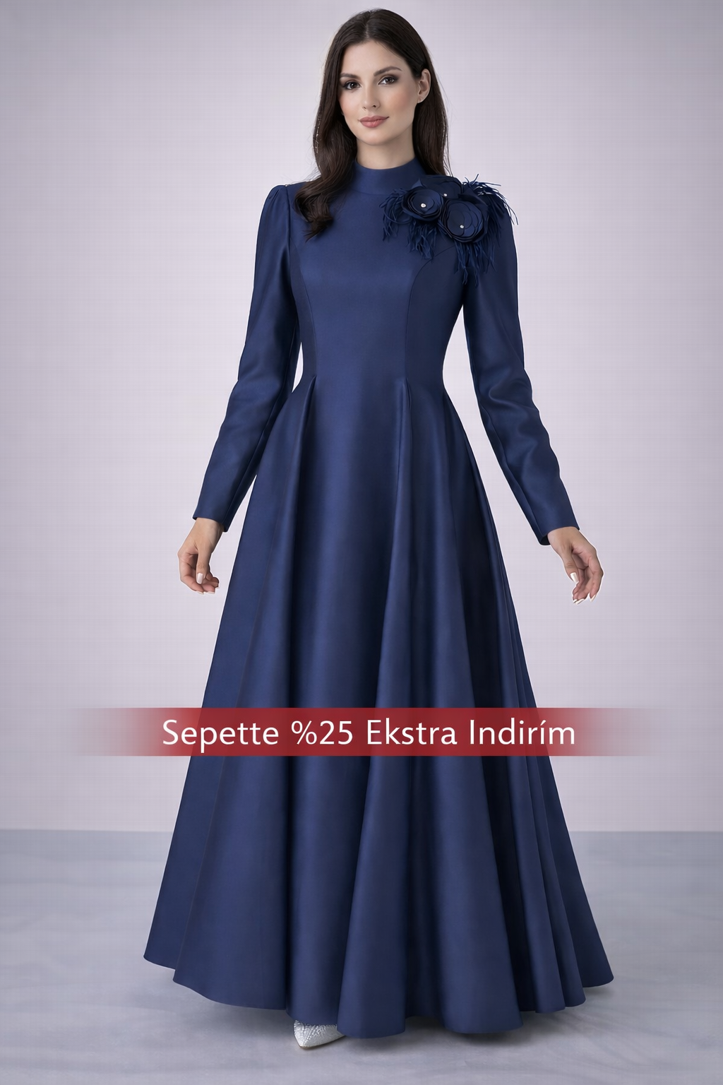 Broş Detaylı Asil Saten Tesettür Abiye Lacivert