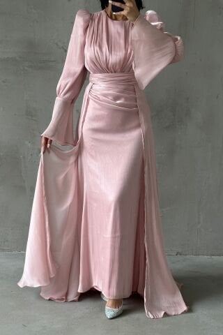 Drape Ve Pelerin Detaylı Janjan Tesettür Abiye Pudra