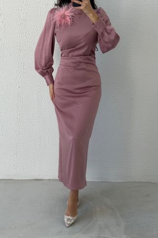 Çıkartılabilir Tüy Detaylı Saten Tesettür Abiye Pudra