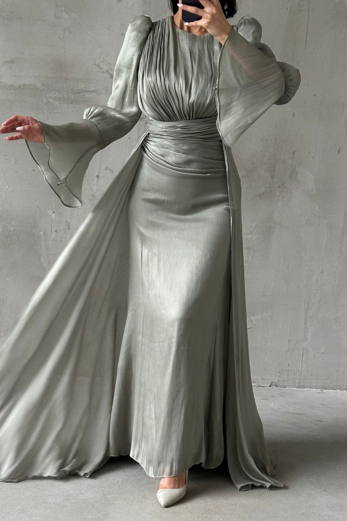 Drape Ve Pelerin Detaylı Janjan Tesettür Abiye Su Yeşili