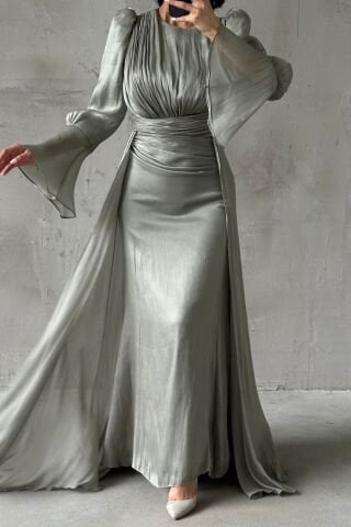 Drape Ve Pelerin Detaylı Janjan Tesettür Abiye Su Yeşili