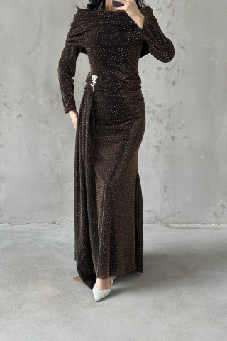 فستان سهرة من الحجاب البني من ألارا