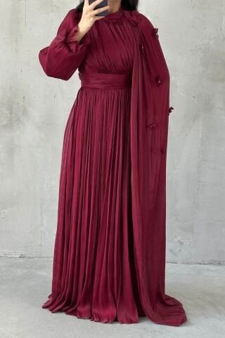 Zarif Çiçek Detaylı Janjan Tesettür Abiye Bordo