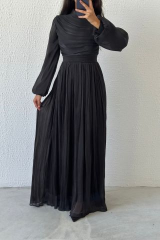 Drapeli Zarafet Organze Tesettür Abiye Siyah