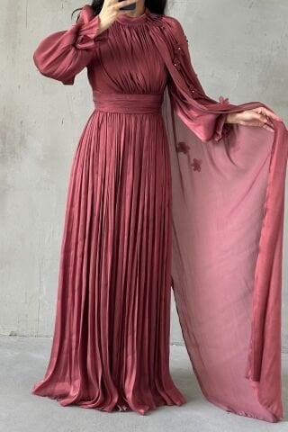 Zarif Çiçek Detaylı Janjan Tesettür Abiye Pudra