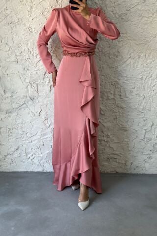 Belden Boncuk Detaylı Saten Tesettür Abiye Pudra