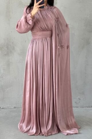 Zarif Çiçek Detaylı Janjan Tesettür Abiye Vizon