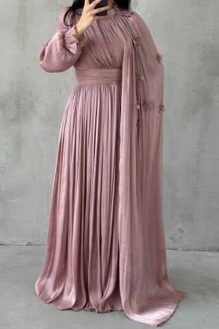 Zarif Çiçek Detaylı Janjan Tesettür Abiye Vizon