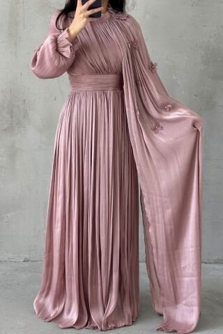 Zarif Çiçek Detaylı Janjan Tesettür Abiye Vizon