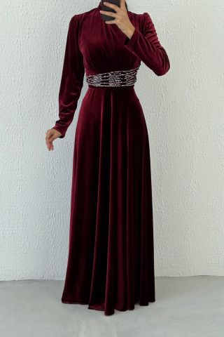 Üstü Dökümlü Belden Taşlı Kadife Tesettür Abiye Mürdüm
