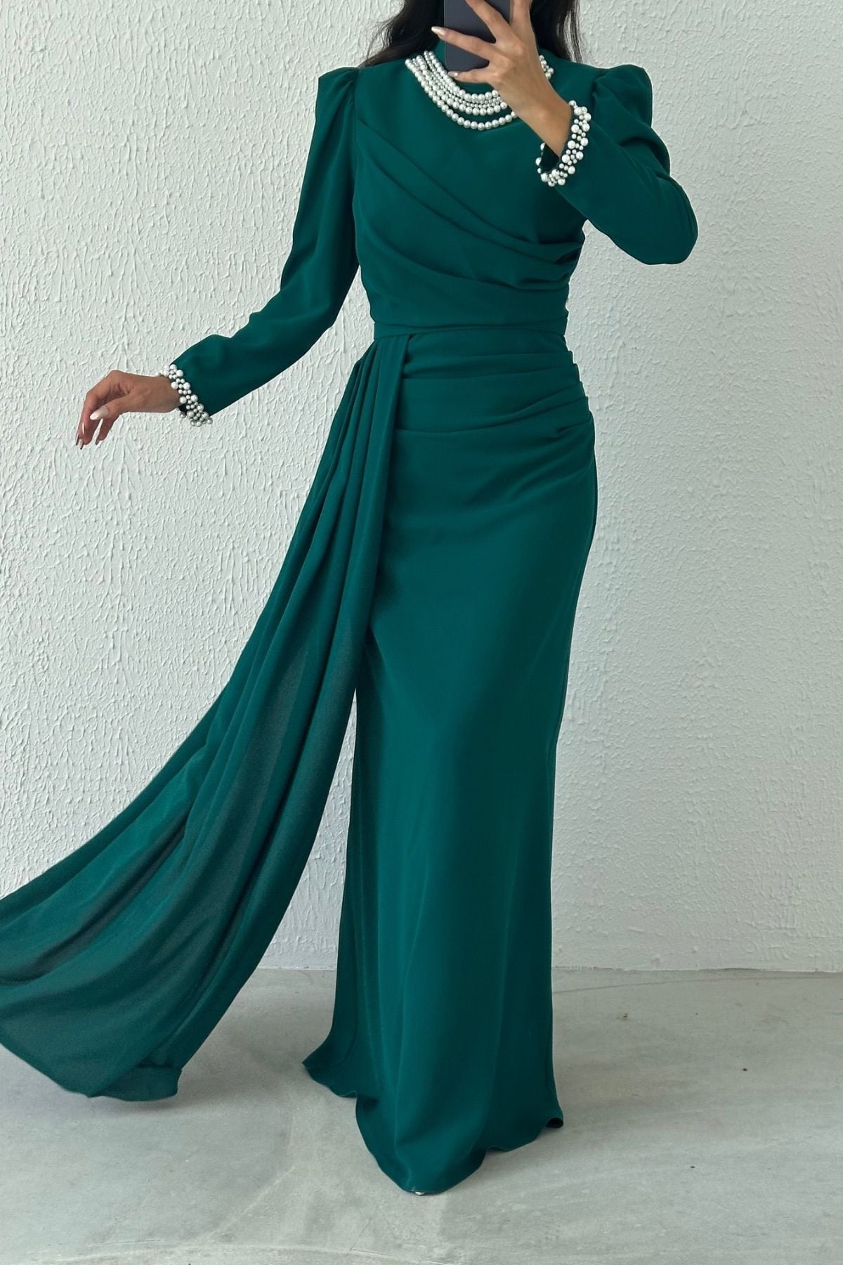 Elegant Crepe Hijab Evening Dress Embellished with Pearls Green