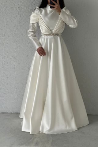 رمز الأناقة فستان سهرة من الساتان للحجاب إكرو