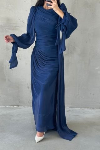 Flowing Fabric Tail Detailed Hijab Evening Dress Navy Blue