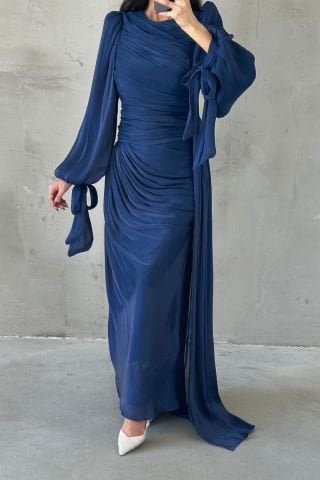 Flowing Fabric Tail Detailed Hijab Evening Dress Navy Blue
