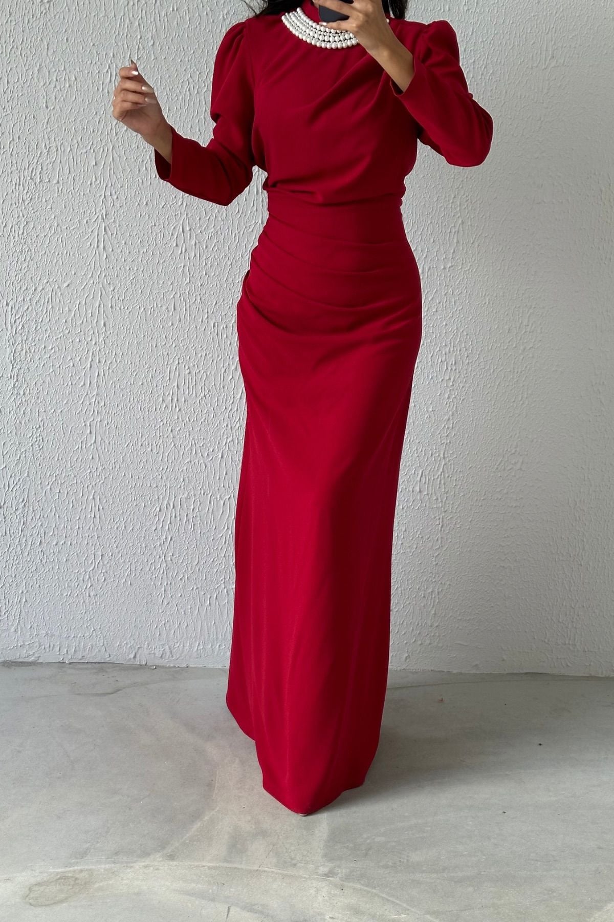Fish Model Pearl Detailed Crepe Hijab Evening Dress Burgundy Fish Model Pearl Detailed Crepe Hijab Evening Dress Burgundy