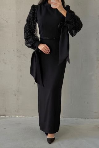 Krep Kumaş Zarif Kollu Tesettür Abiye Siyah