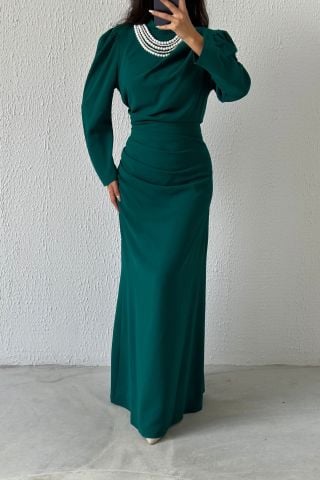 Fish Model Pearl Detailed Crepe Hijab Evening Dress Green
