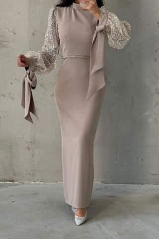 Krep Kumaş Zarif Kollu Tesettür Abiye Taş