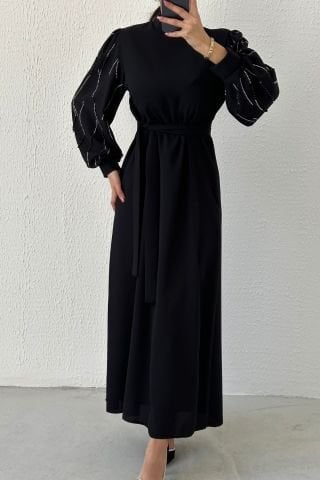 Kolları Boydan İşlemeli Krep Tesettür Abiye Siyah