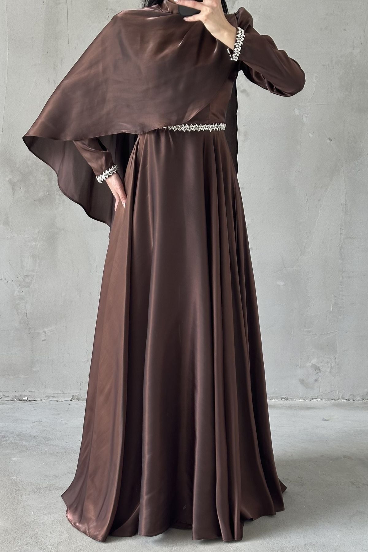 Selvi Tesettür Abiye Kahverengi