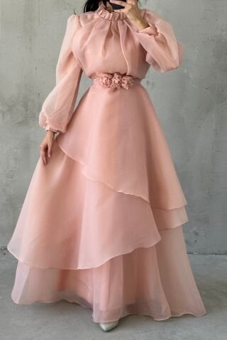 Çiçek Kemer Detaylı Organze Tesettür Abiye Pudra