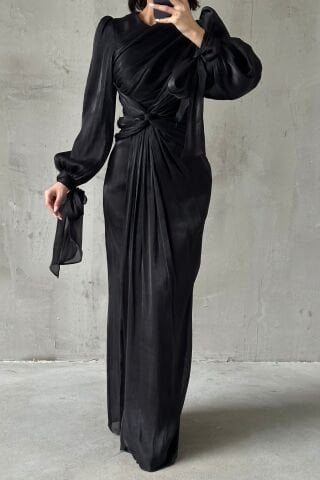 Zarif Tasarım Drape Detaylı Tesettür Abiye Siyah