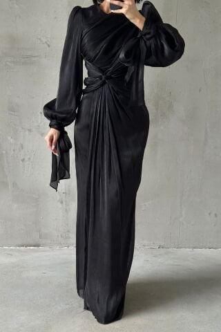 Zarif Tasarım Drape Detaylı Tesettür Abiye Siyah