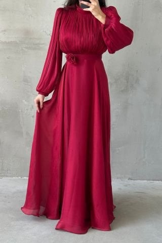 Modern Design Brooch Detailed Hijab Evening Dress Burgundy