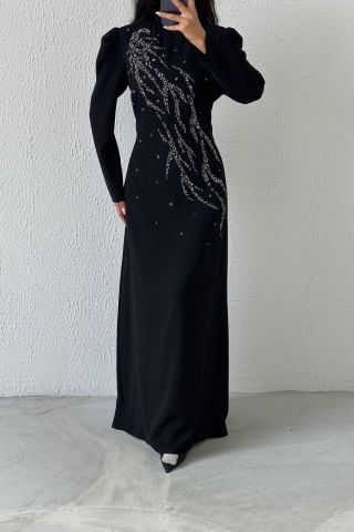 Krep Kumaş İşlemeli Tesettür Abiye Siyah
