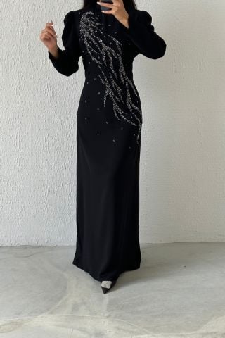 Krep Kumaş İşlemeli Tesettür Abiye Siyah