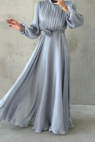 Modern Tasarım Broş Detaylı Tesettür Abiye Gri