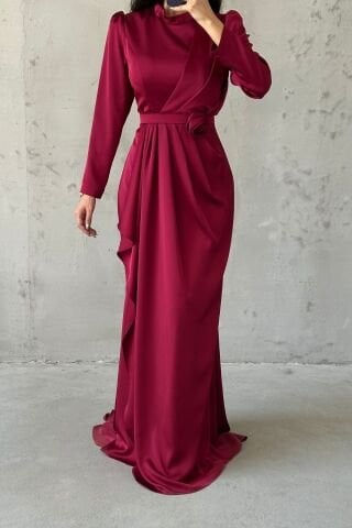 Gül Zarafetli Saten Tesettür Abiye Bordo