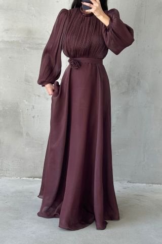 Modern Tasarım Broş Detaylı Tesettür Abiye Kahverengi