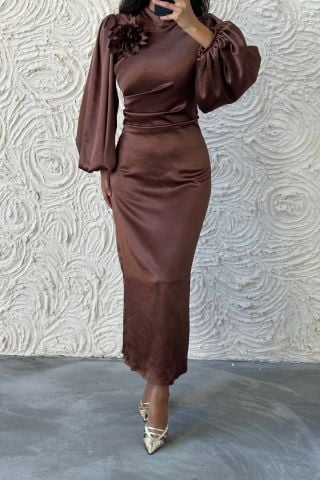 Shiny Elegance Brooch Detailed Satin Hijab Evening Dress Brown