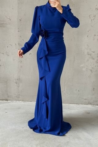 Önü Fırfırlı Gül Broşlu Krep Tesettür Abiye Saks Mavisi