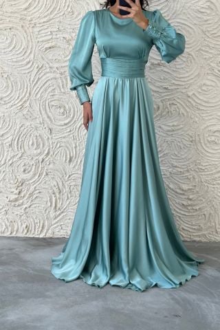 Büyüleyici Saten Kuşaklı Tesettür Abiye-Mint Yeşili