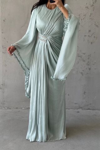 Işıltılı Kol Detaylı Janjan Tesettür Abiye Mint Yeşili