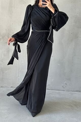 Elegant Hijab Evening Dress Embellished with Pearls Black