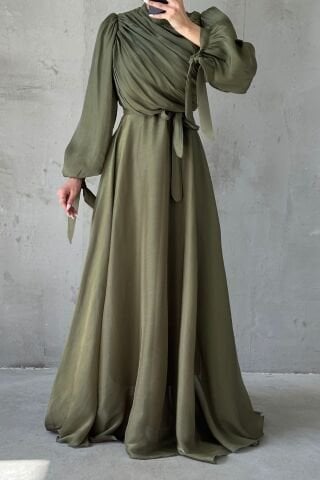 Drapeli Kuşak Detaylı Janjan Kumaş Tesettür Abiye Haki