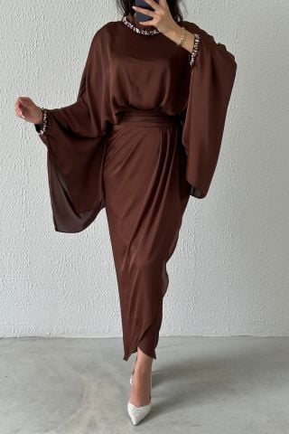 Eşsiz Tasarım Yarasa Model Saten Tesetür Abiye Kahverengi