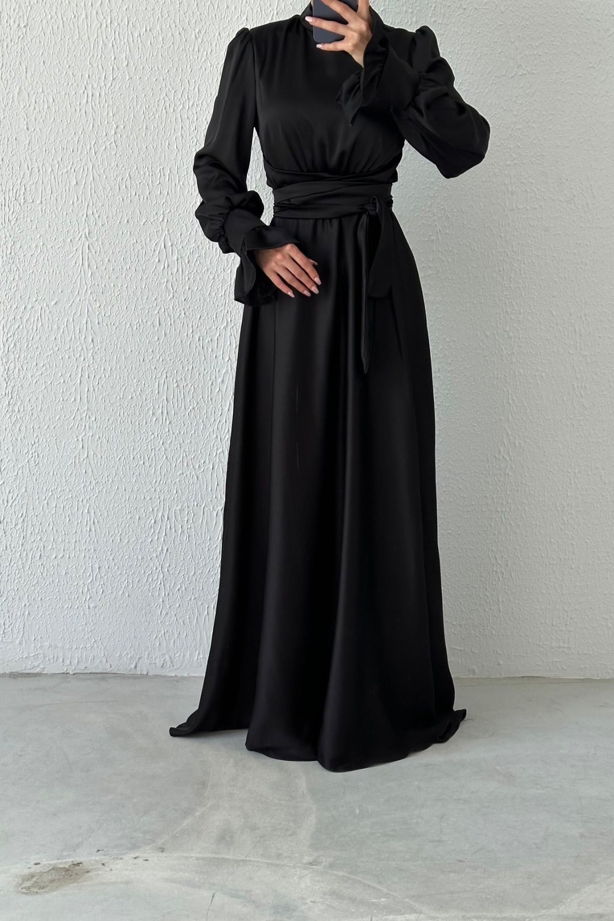 Magnificent Collar Flounce Sleeve Satin Hijab Evening Dress Black