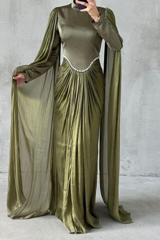 Işıltılı Dokunuş Kol Detaylı Tesettür Abiye Haki