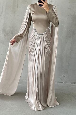 Işıltılı Dokunuş Kol Detaylı Tesettür Abiye Vizon