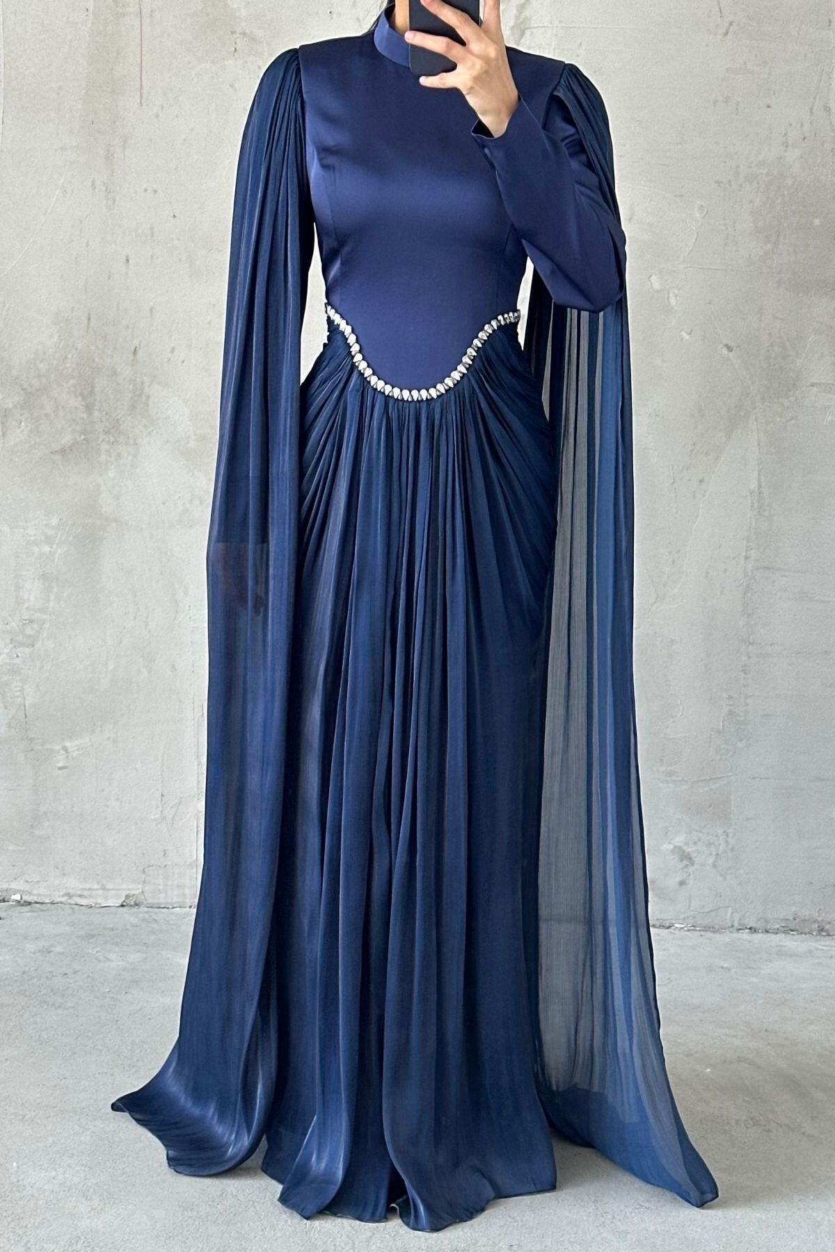 Işıltılı Dokunuş Kol Detaylı Tesettür Abiye Lacivert