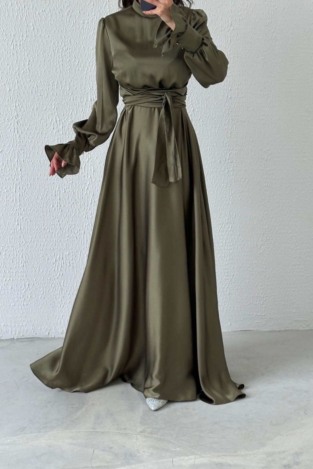 Judge Collar Flounce Sleeve Satin Hijab Evening Dress Khaki