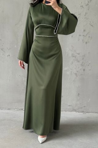 Kolları ve Beli İnci Taş Detaylı  Volan Kol Saten Tesettür Abiye Haki