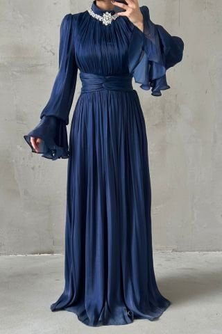 Zarif Taş Detaylı Volan Kollu Tesettür Abiye Lacivert